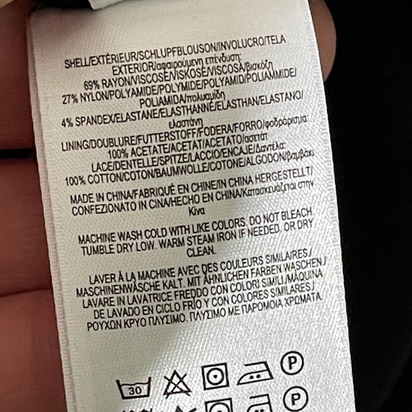 Brooks Brothers Short Sleeve Eyelet Dress in Navy Blue Sz. Medium - Picture 10 of 10